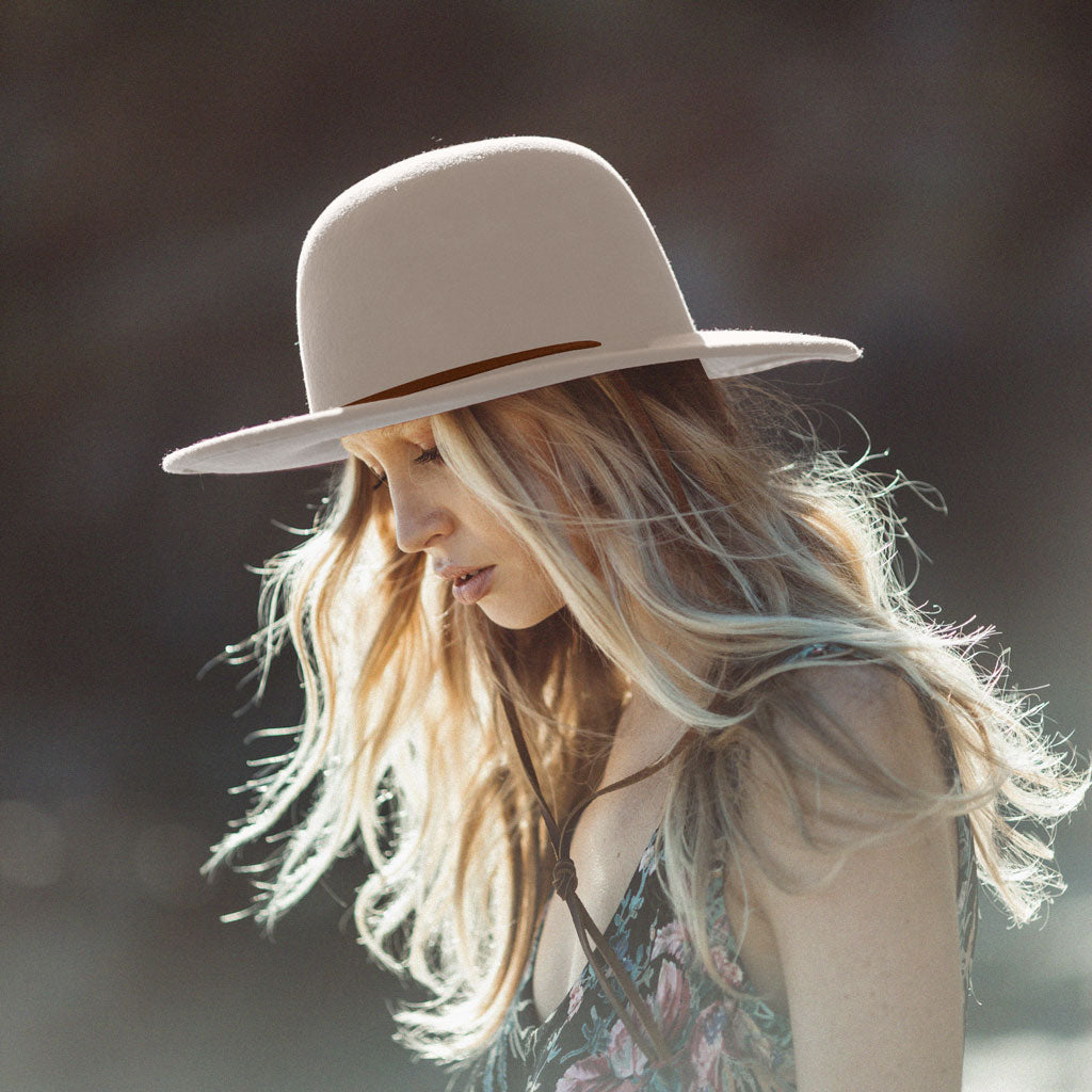 Discover Outdoor Hats for Hiking Adventures & Boating