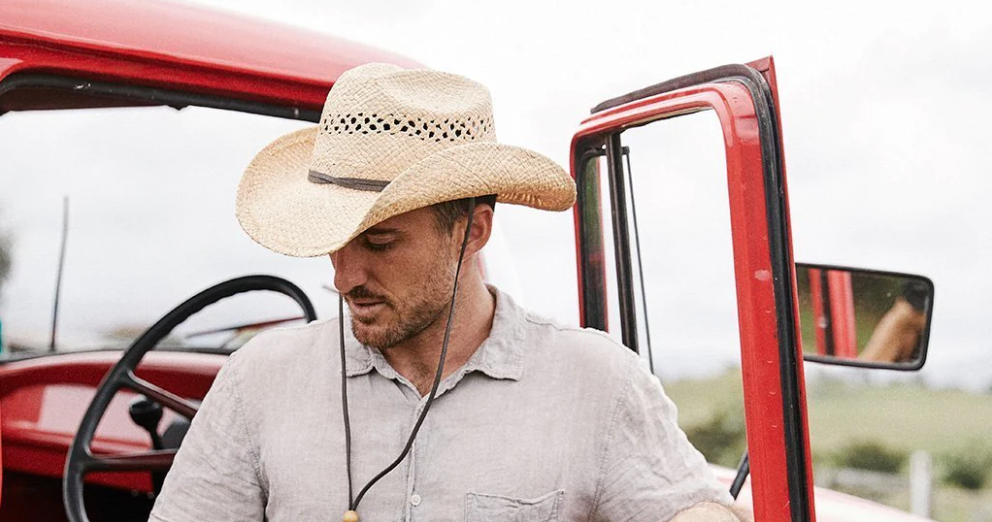 Outback Hat vs Cowboy Hat: Style Tips & Key Differences