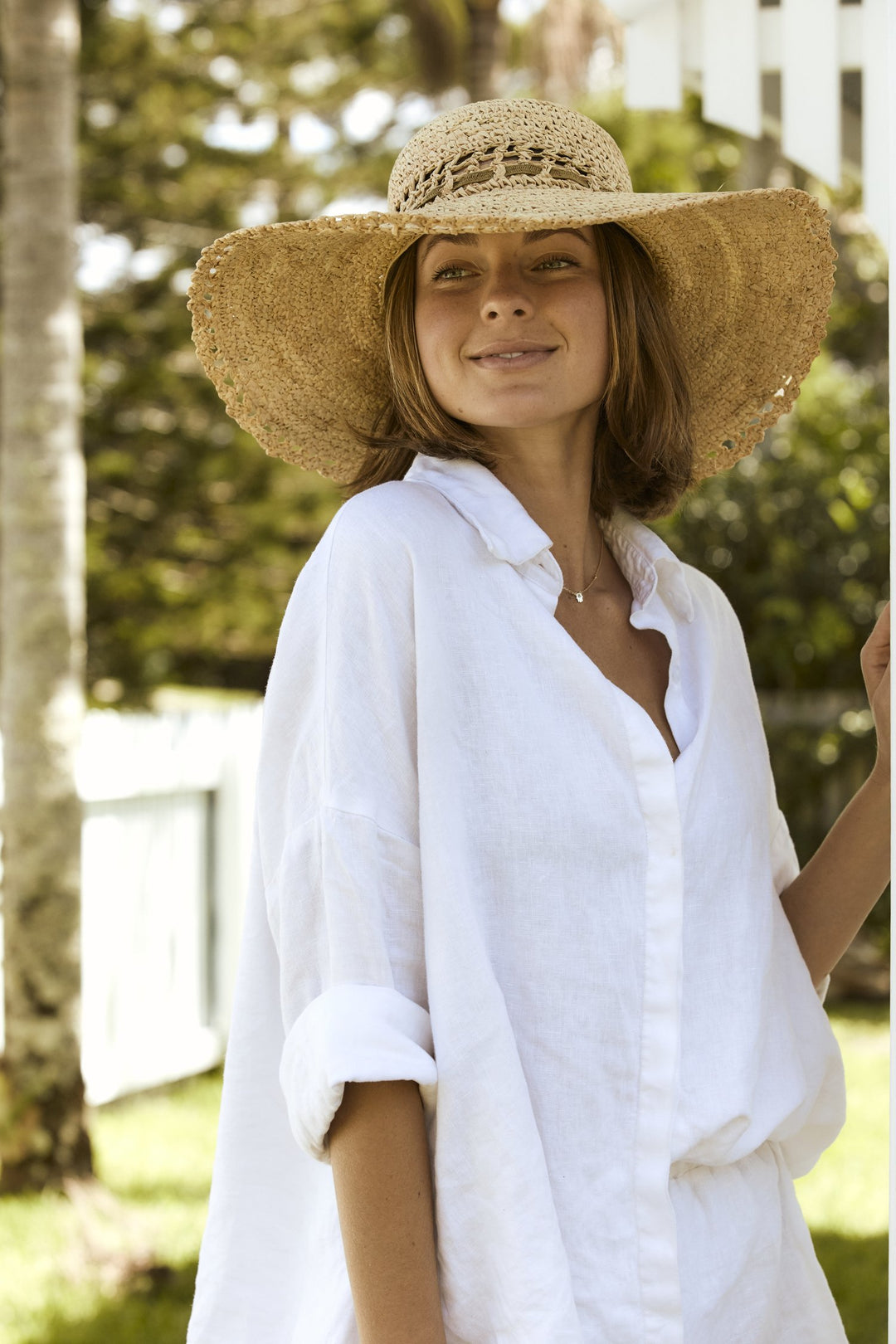 Woman wearing the Amy Summer hat by Conner Hats