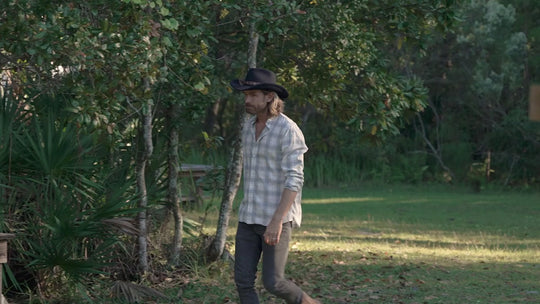 Video: the Dakota hat being worn outdoors