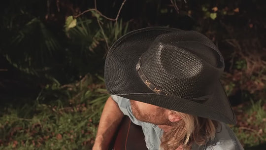 Video: the Gunsmoke hat being worn outdoors