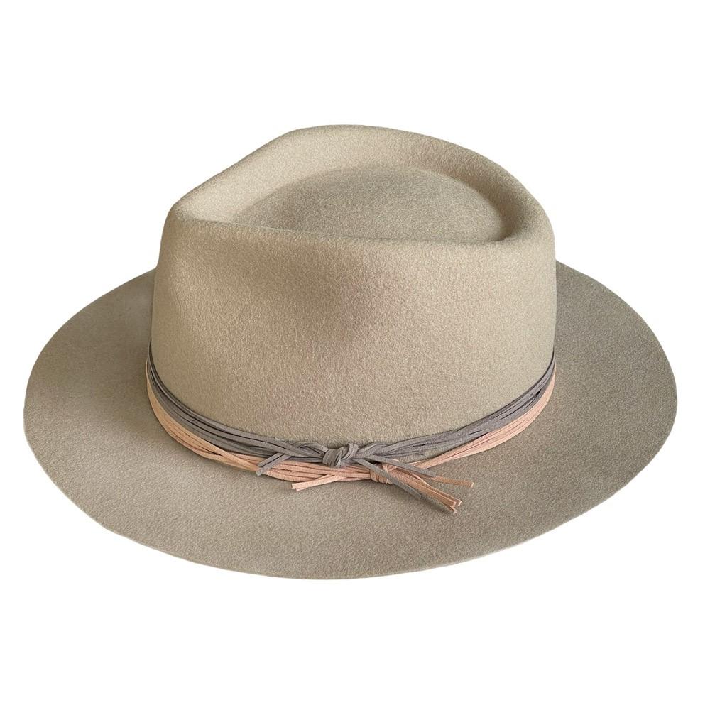 Putty colored wool outback boho style with raw edge and flat brim for extra style with vegan leather two tone hat band
