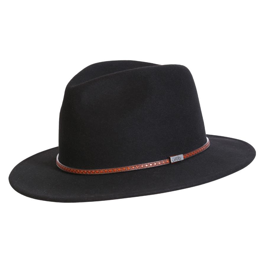 Wool outback hat in color Black with thin tooled leather hat band and Conner emblem